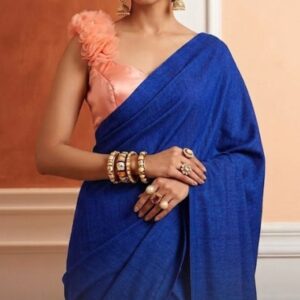 🔥 Get ready to turn heads this Wedding Season with the exclusive Windy Saree & Designer Jacket combo! ✨